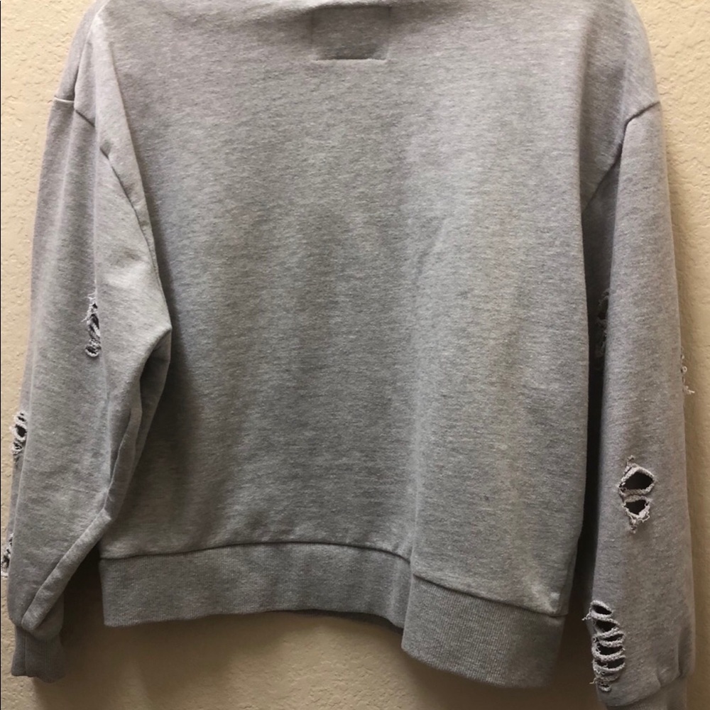 Gray pullover sweatshirt - Picture 2 of 3